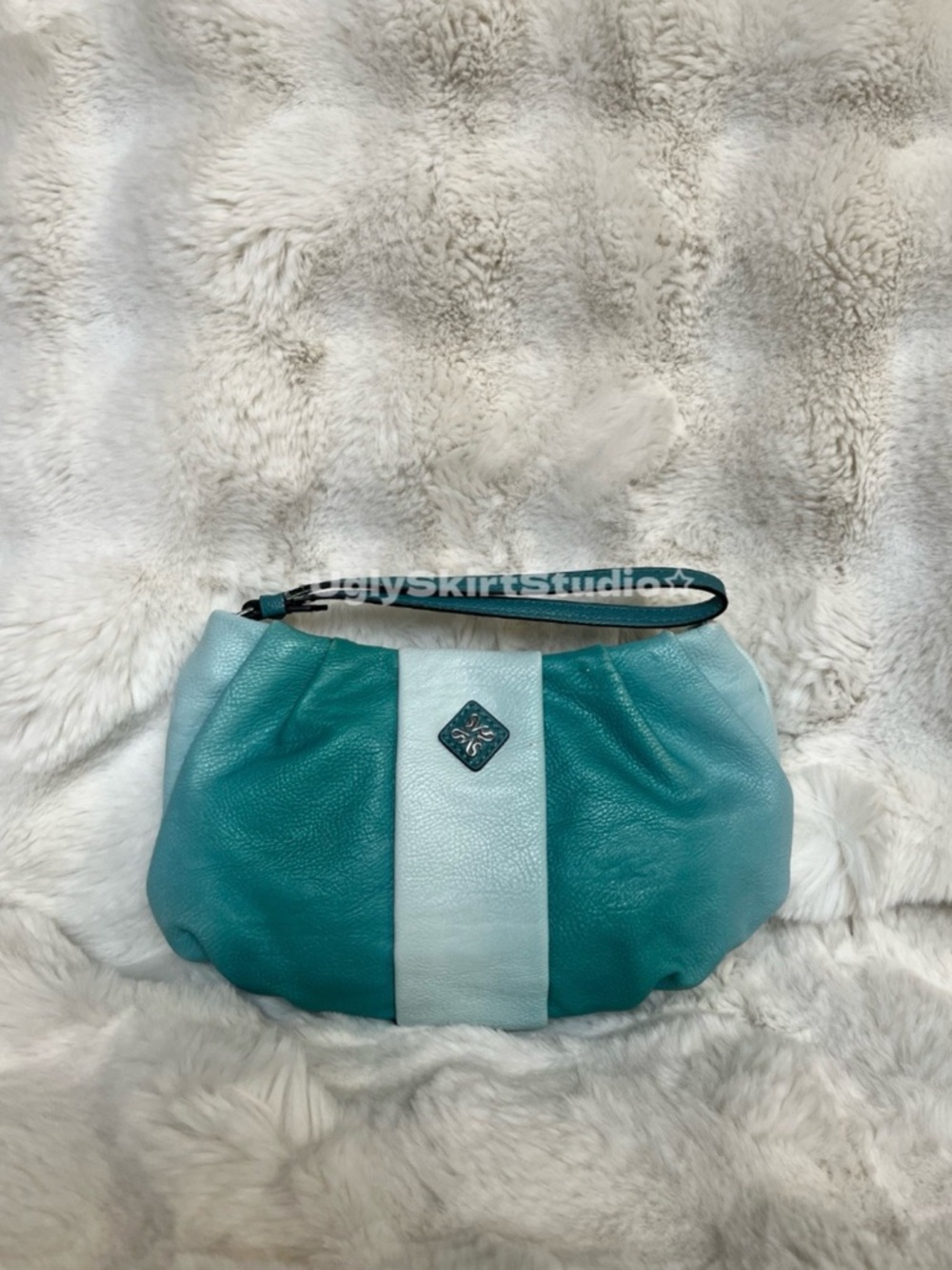 Simply Vera Vera Wang Aquamarine Blue Ombré Pleated Clutch Bag Wristlet Mermaid